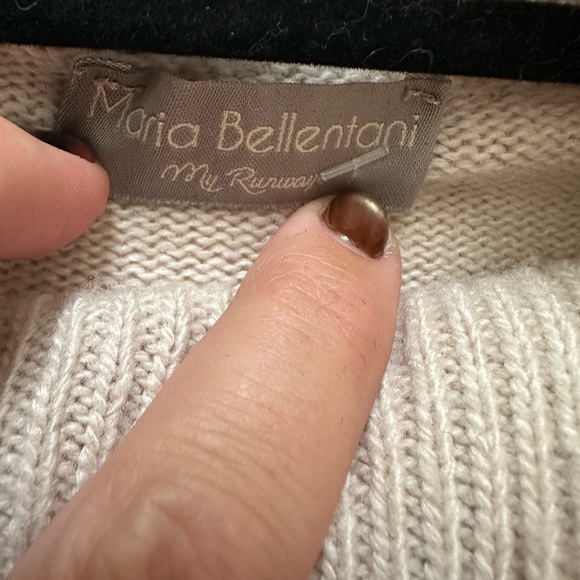 ✨ Cashmere and Wool blend sweater in Oatmeal - Made in Italy - Picture 10 of 11